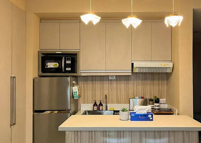 Stylish & Serene Penthouse Manila